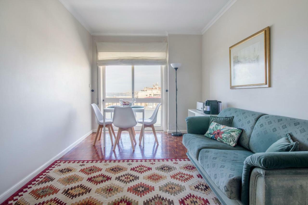 Апартаменты "Sea View"Loft Вила-ду-Конди Экстерьер фото